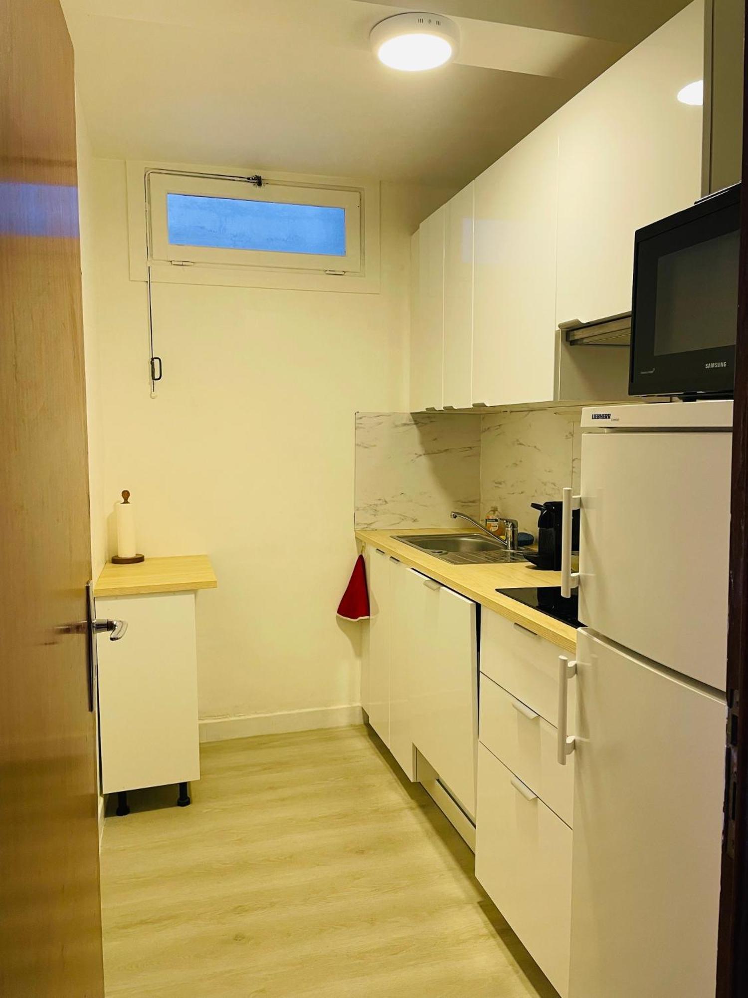 Appartement 58 M2 Avec Piscine Interieure Vue Montagne Centre Village , Parking Prive 생라리술랑 외부 사진